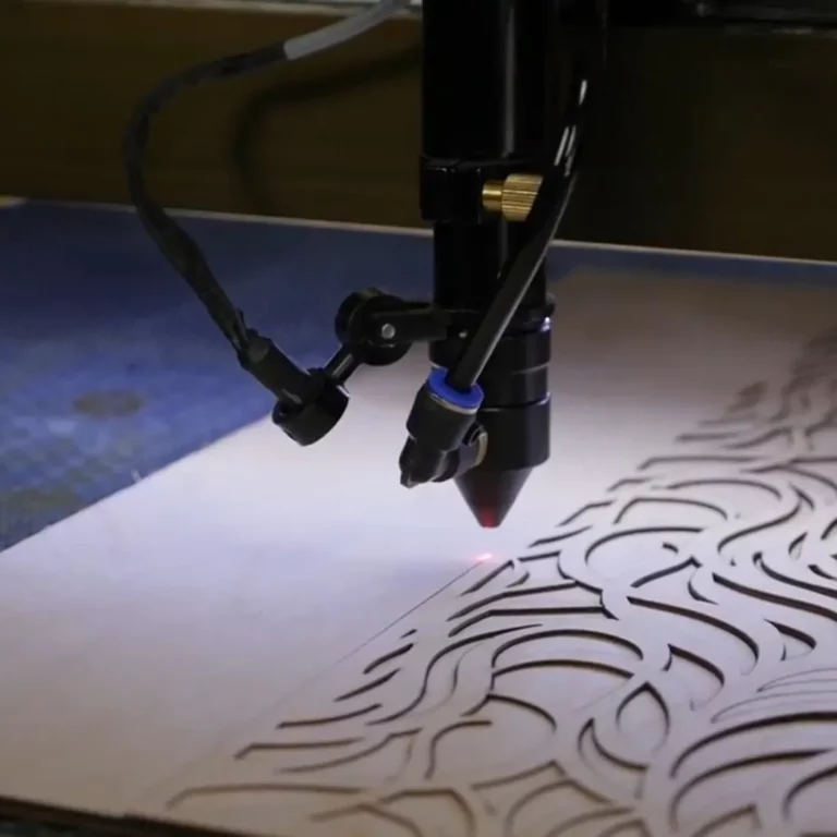 laser-cutting-wood.jpg machines cnc france - machines laser