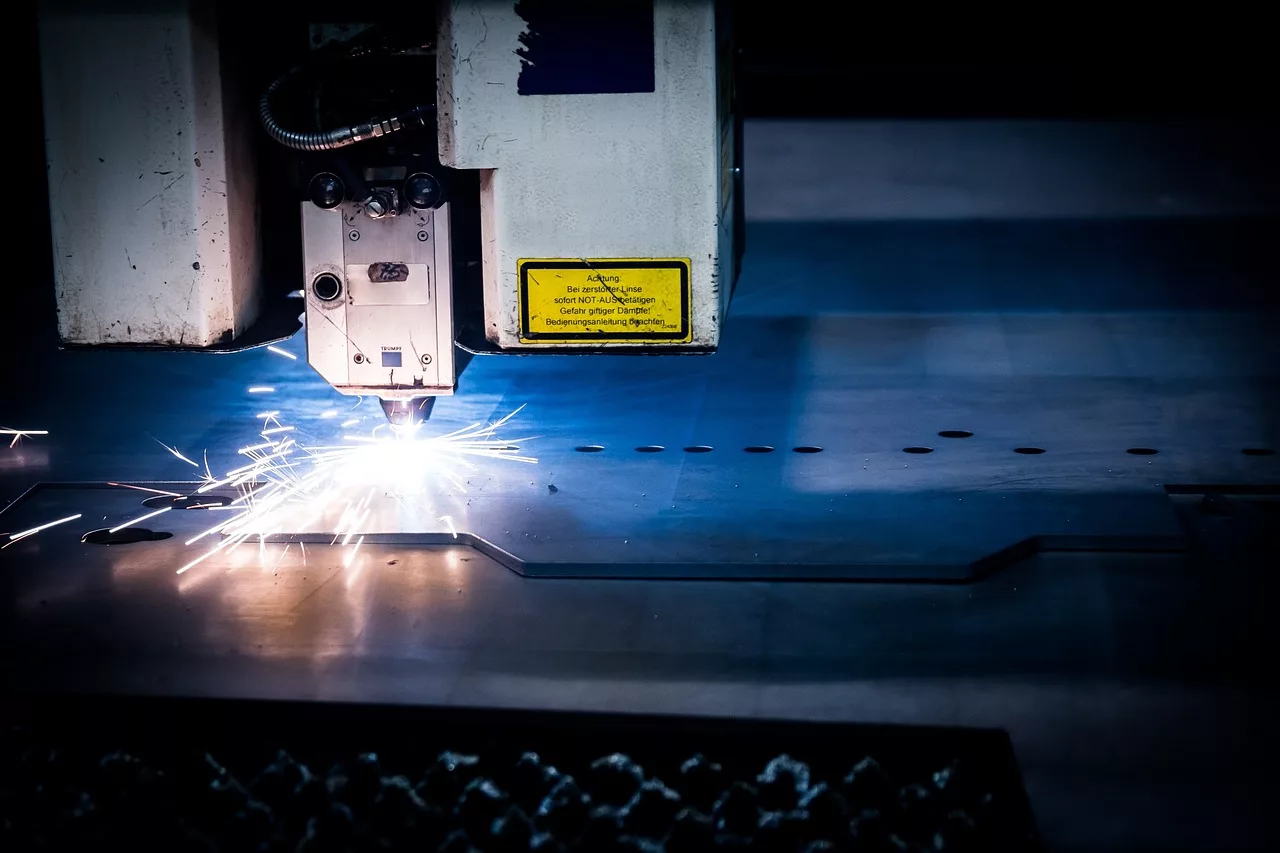 FAQ (Foire Aux Questions) sur les machines de découpe laser