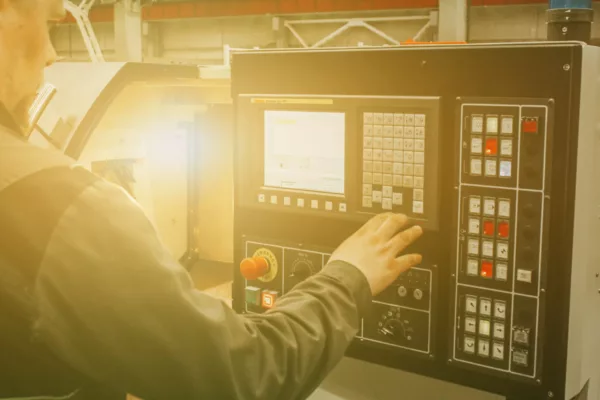 Boîtier de commande CNC